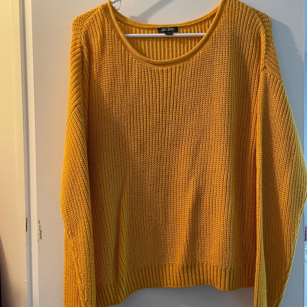 Yellow sweater Sz L - never been worn!